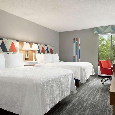 Hampton Inn Kansas City Blue Springs Exteriör bild