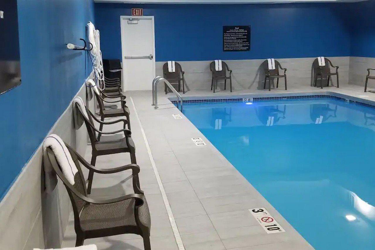 Hampton Inn Kansas City Blue Springs Exteriör bild
