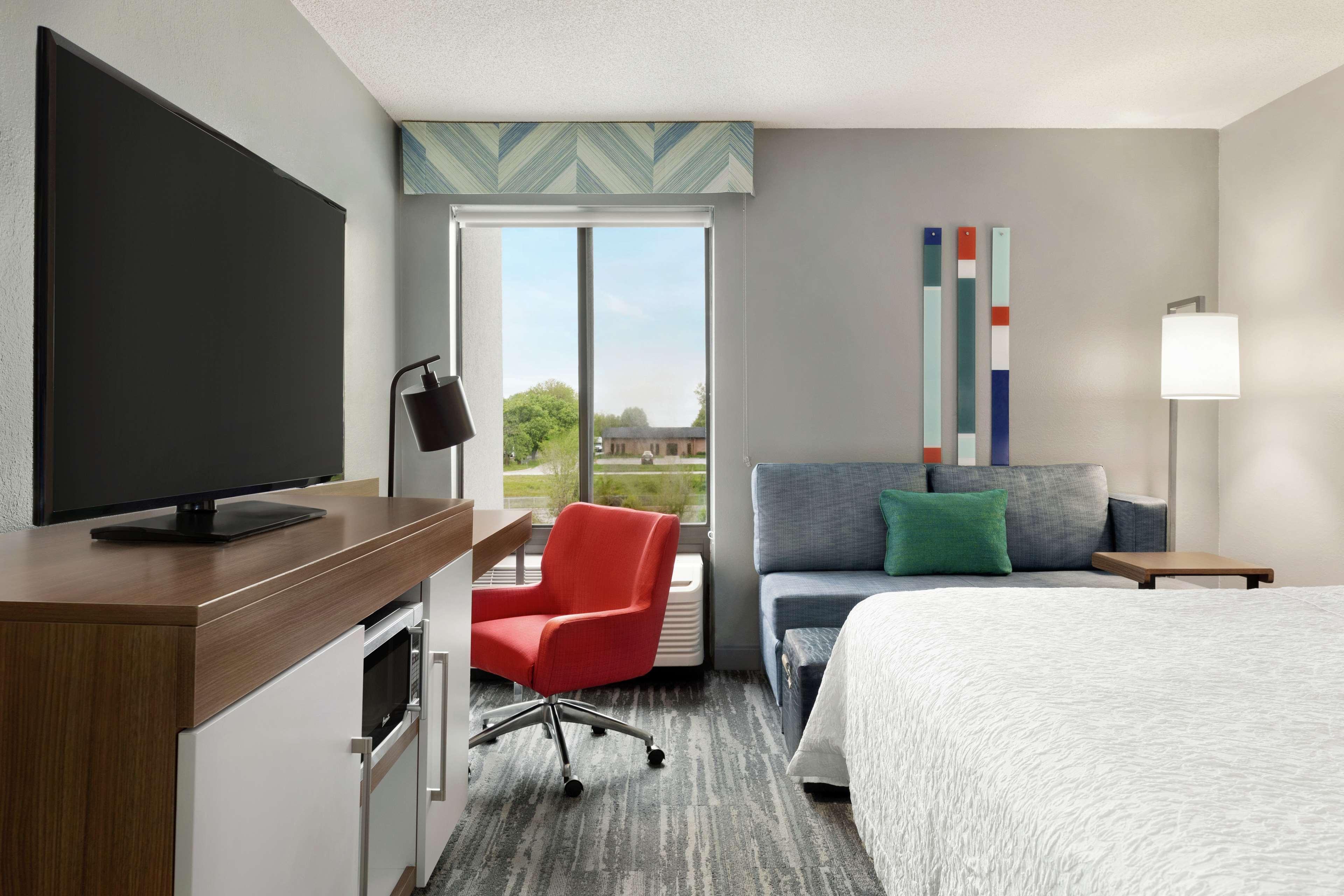 Hampton Inn Kansas City Blue Springs Exteriör bild