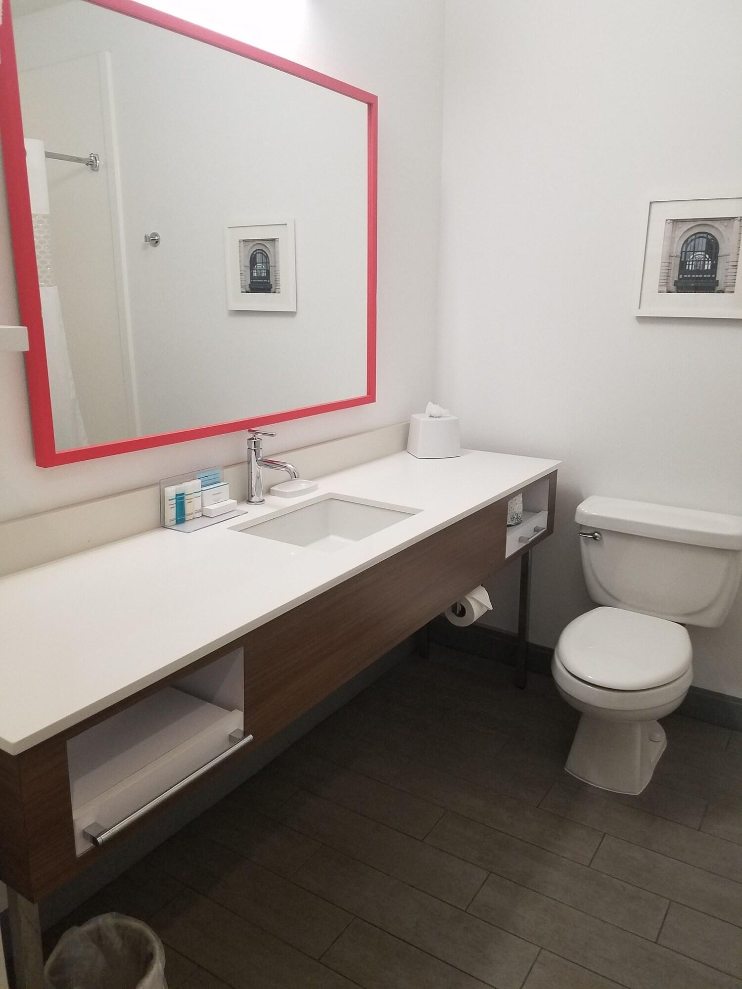 Hampton Inn Kansas City Blue Springs Exteriör bild