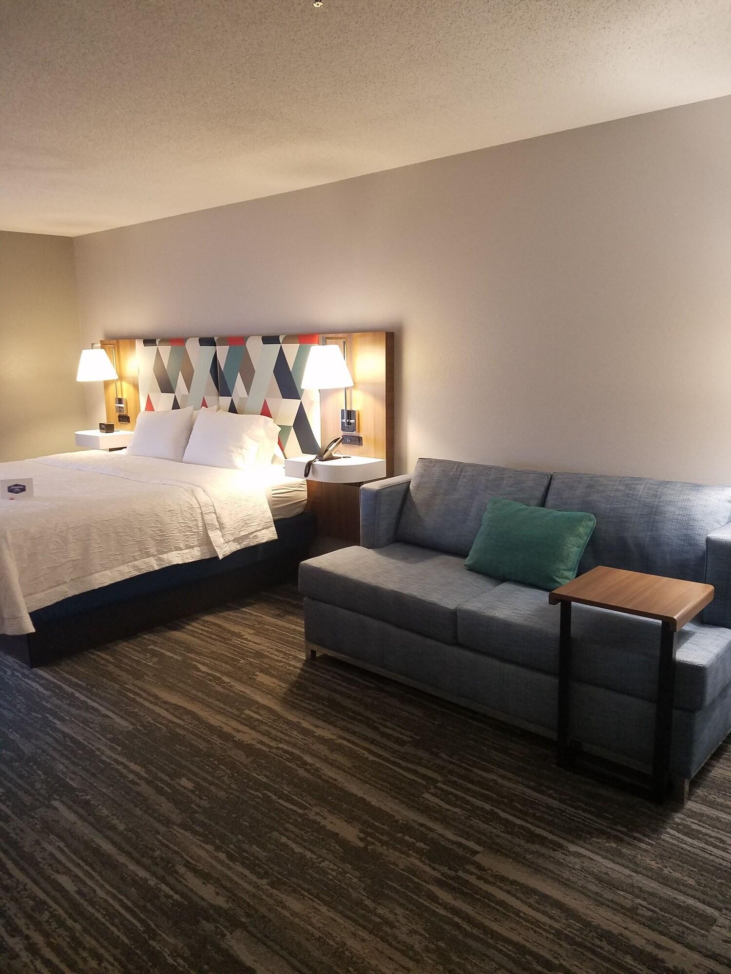 Hampton Inn Kansas City Blue Springs Exteriör bild