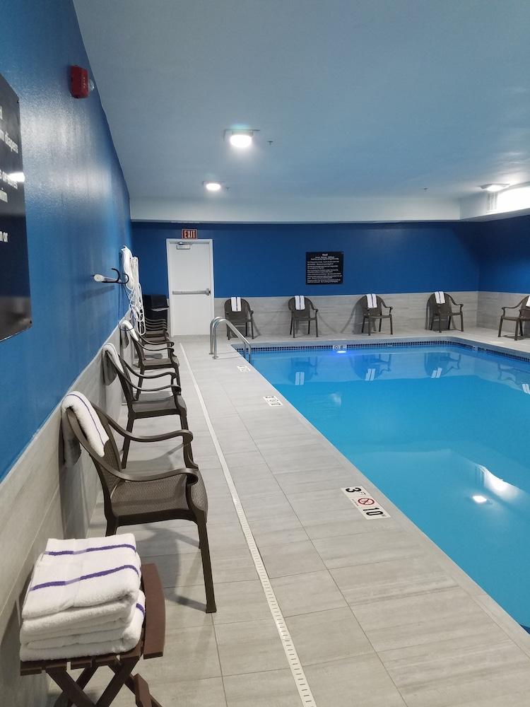 Hampton Inn Kansas City Blue Springs Exteriör bild