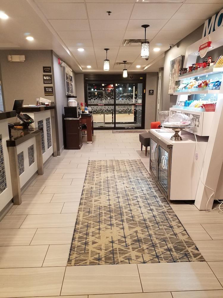 Hampton Inn Kansas City Blue Springs Exteriör bild