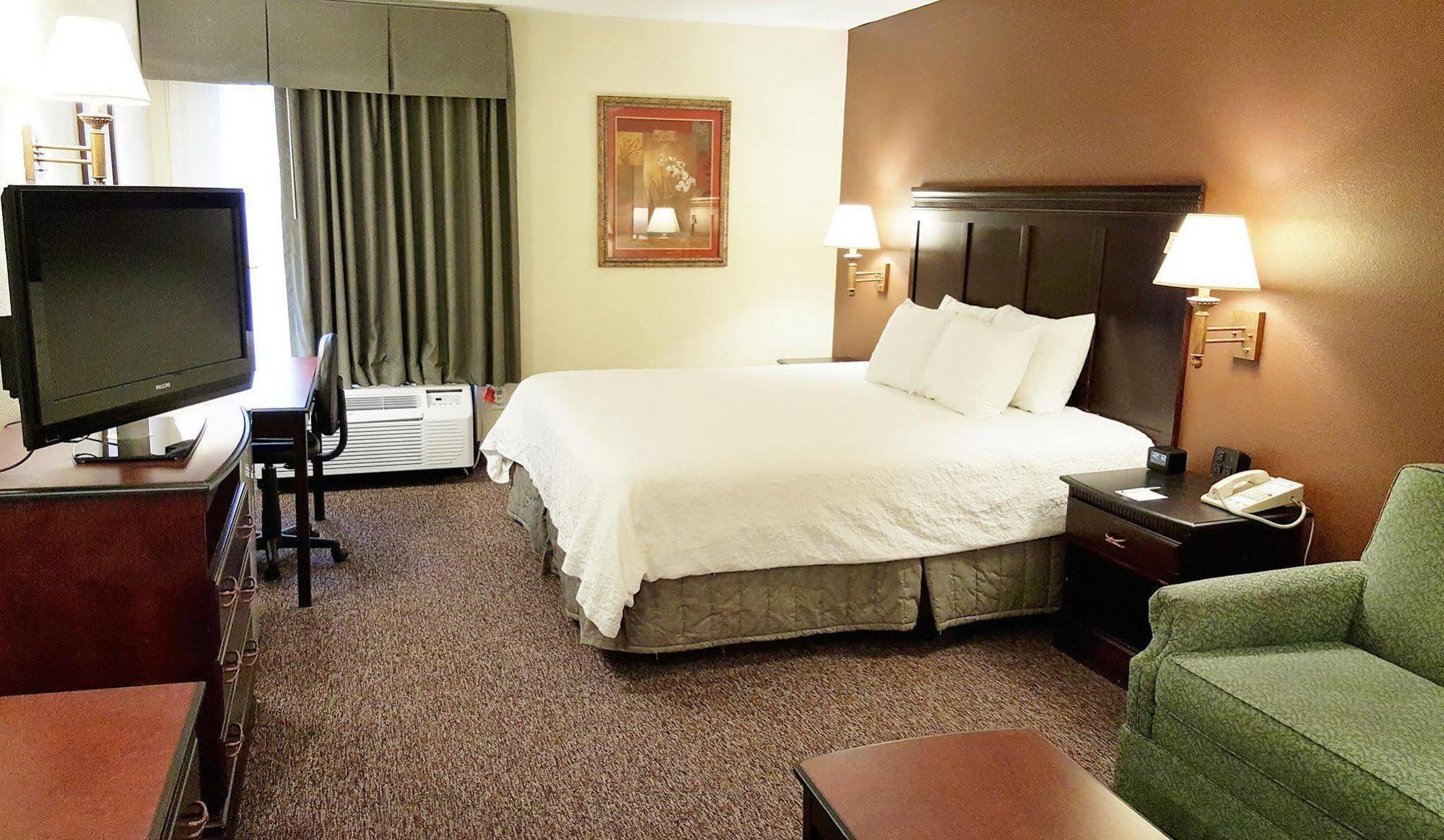 Hampton Inn Kansas City Blue Springs Exteriör bild